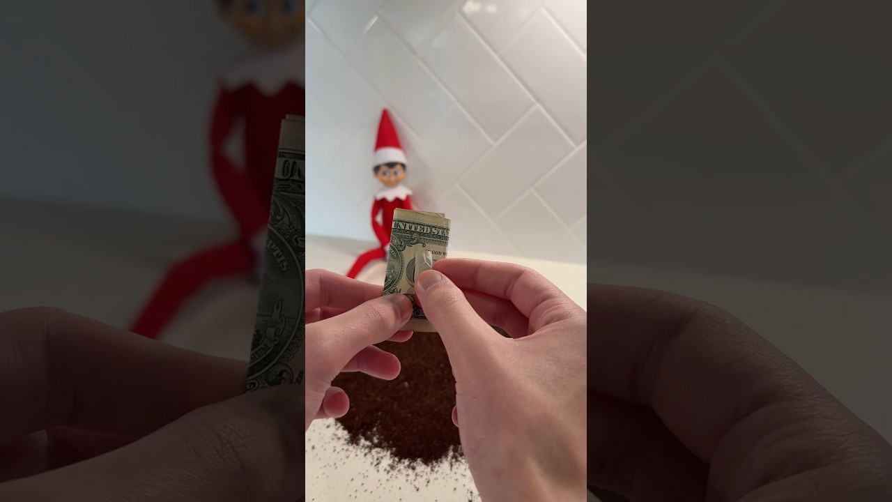 Elf On The Shelf Ideas #elf #elfontheshelf #elfontheshelfideas