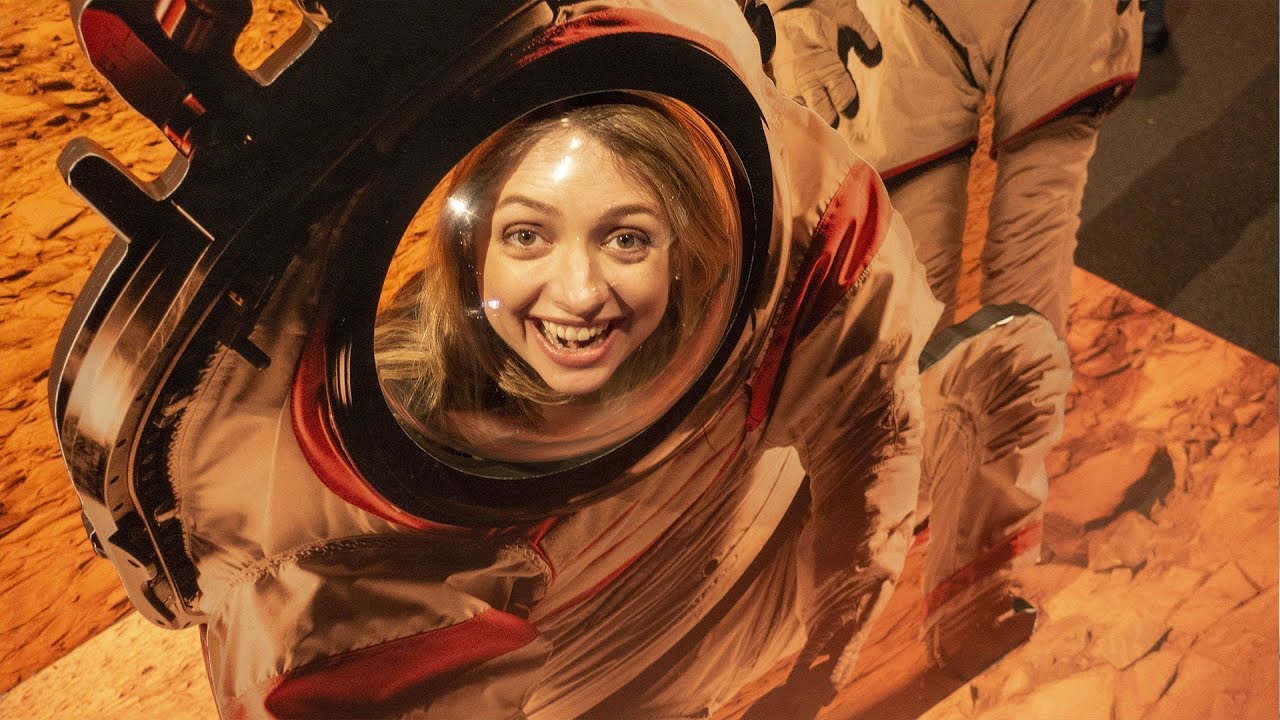 Como os ASTRONAUTAS fazem COCÔ no ESPAÇO? #Boravê com Mari Fulfaro 🔵Manual do Mundo