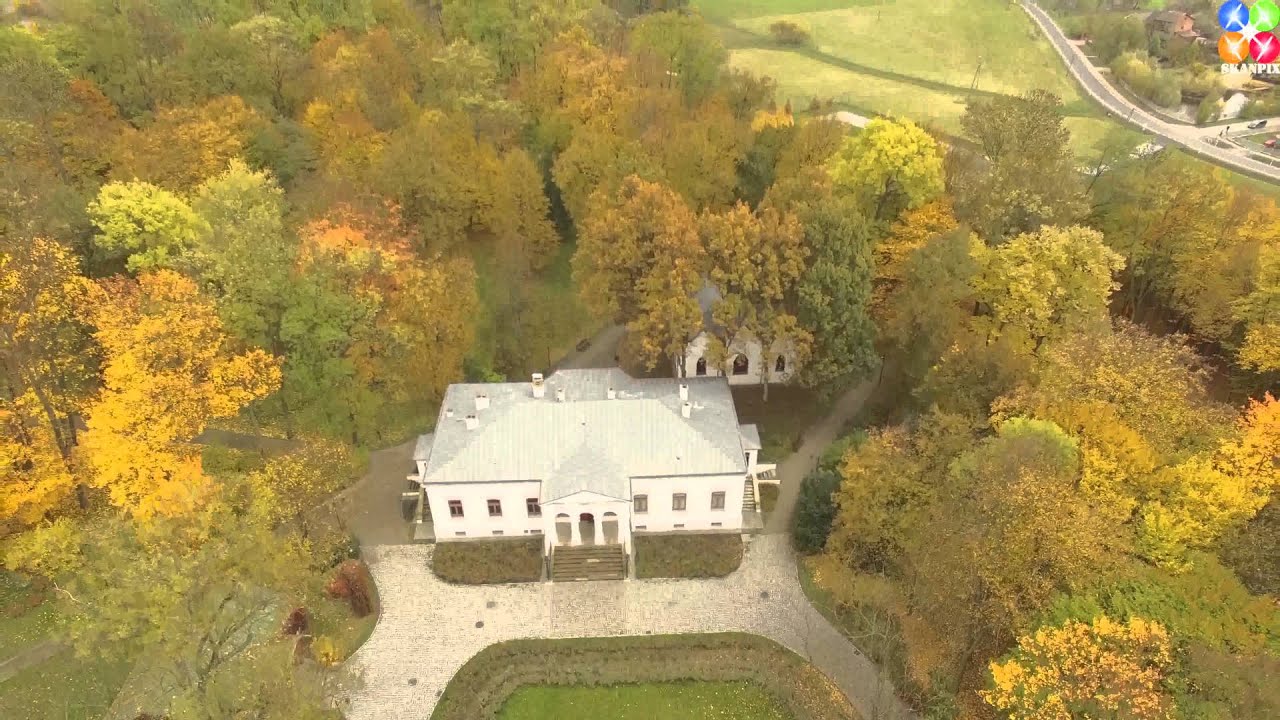 Muzeum Jana Kochanowskiego Czarnolas dronem