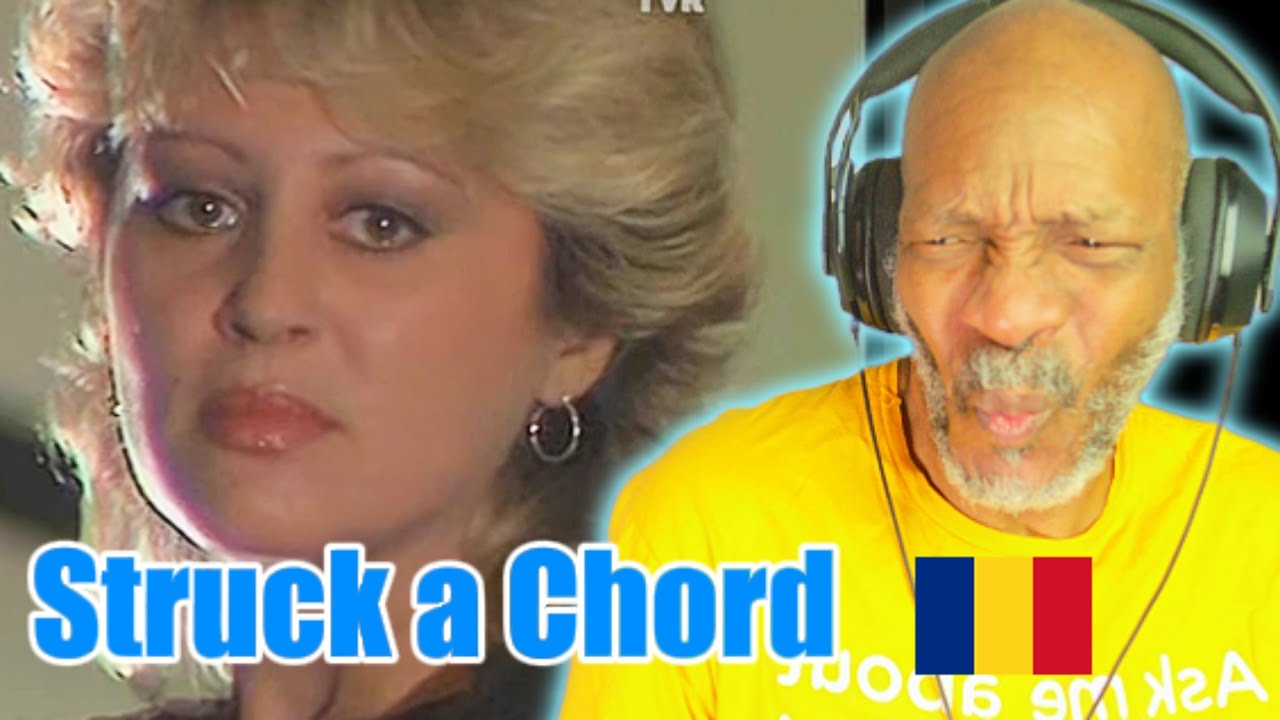 Brings Back Memories. Mirabela Dauer si Marian Nistor - Frunza mea albastra (Reaction)