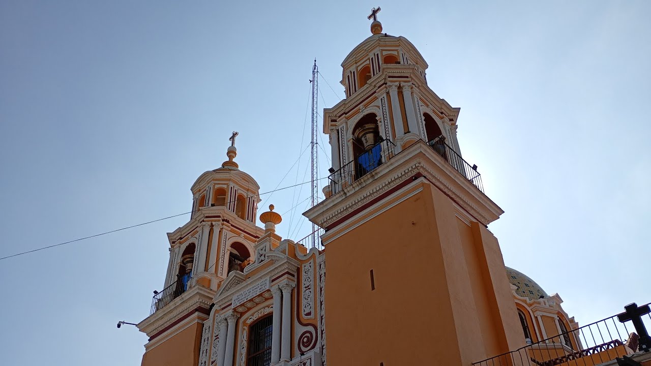 Repique de campanas en el santuario de la virgen de los remedios