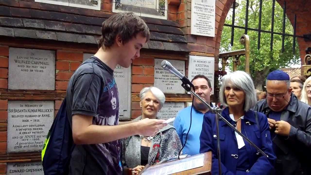 Mark smith speech at Marc Bolan's memorial service 16th Sept 2010