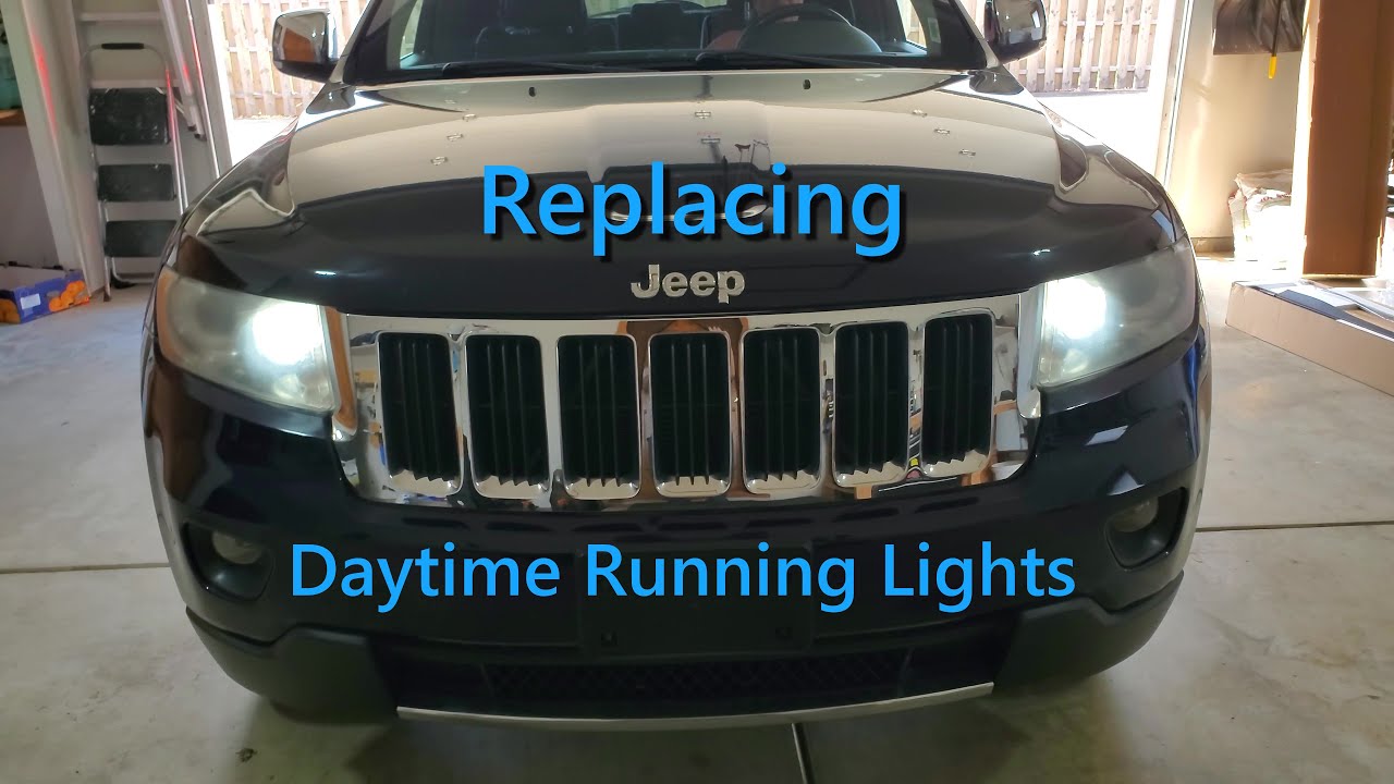 Замена дневных ходовых огней в Jeep Grand Cherokee 2012 года выпуска.