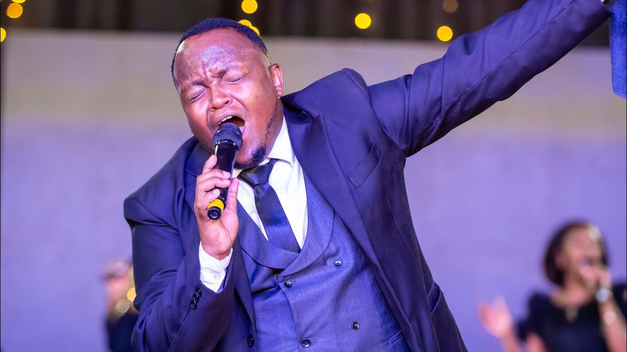 Bow Down and Worship/Wakupewa Sifa/Twakuabudu (Mwana kondoo)