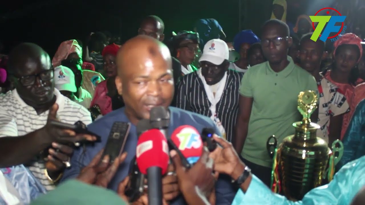 1ere trophee de ASC BOYNADJI dans la zone 5B de Bokidiawe ...... La joie des supportaire ....