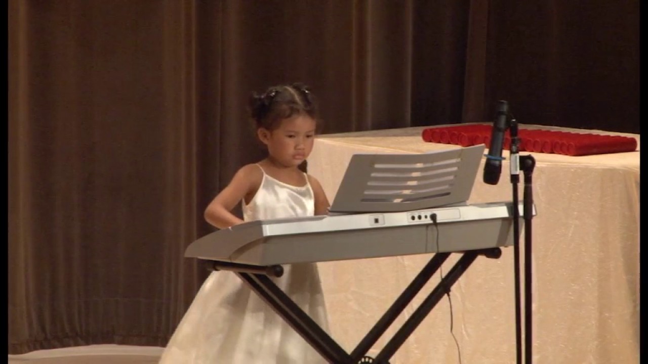 Barney Theme Song - I Love You: Lim Cleo (5)