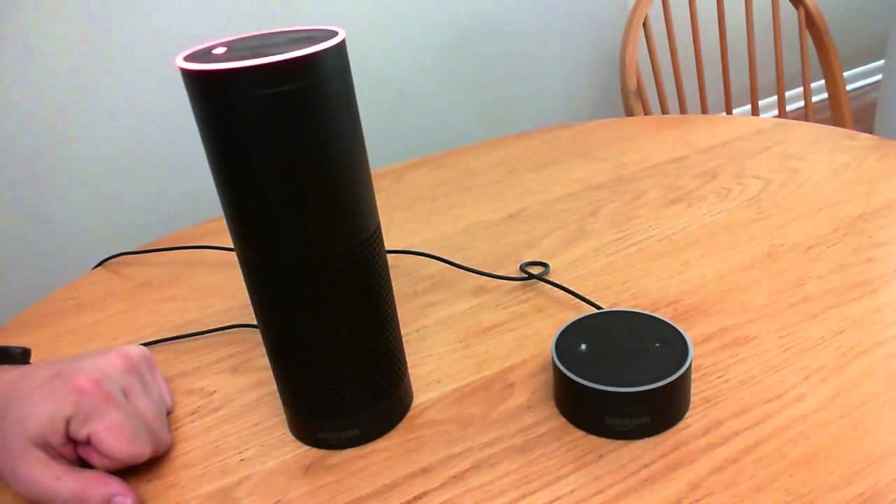 Amazon Echo vs Echo Dot comparison