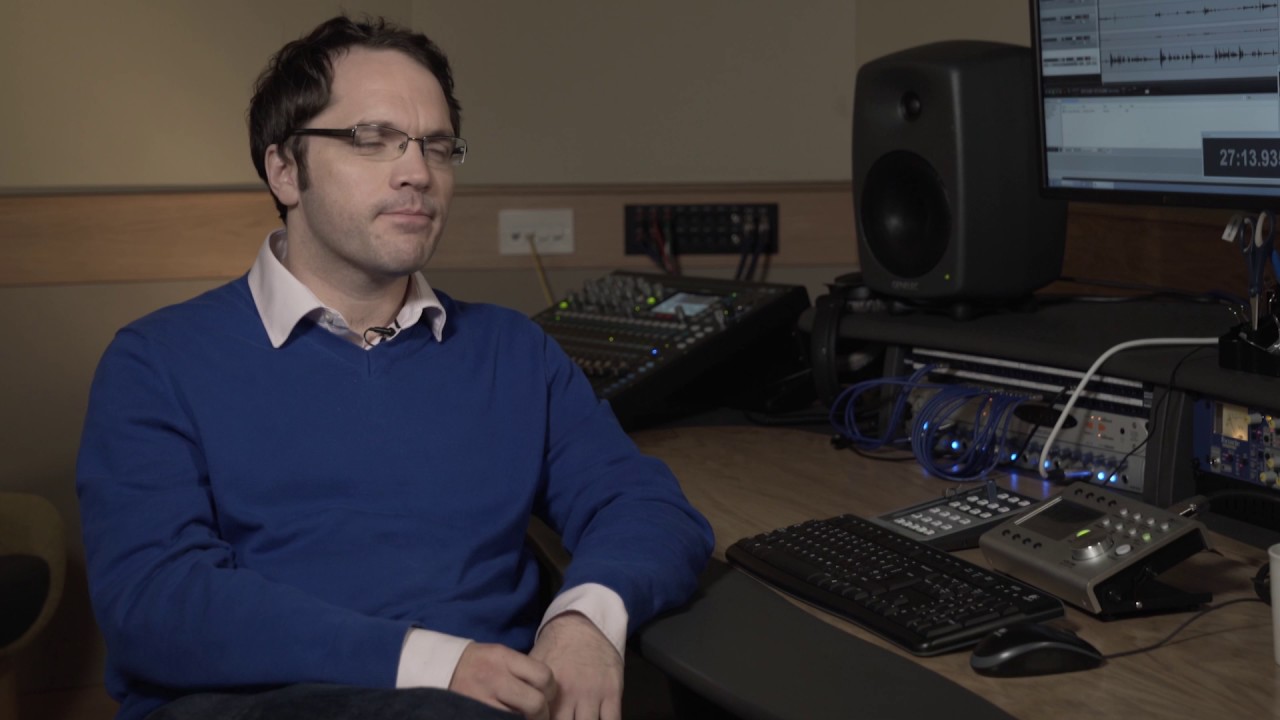 An interview with Matthew Holness, Narrator of 'From Frazzled to Fabulous'