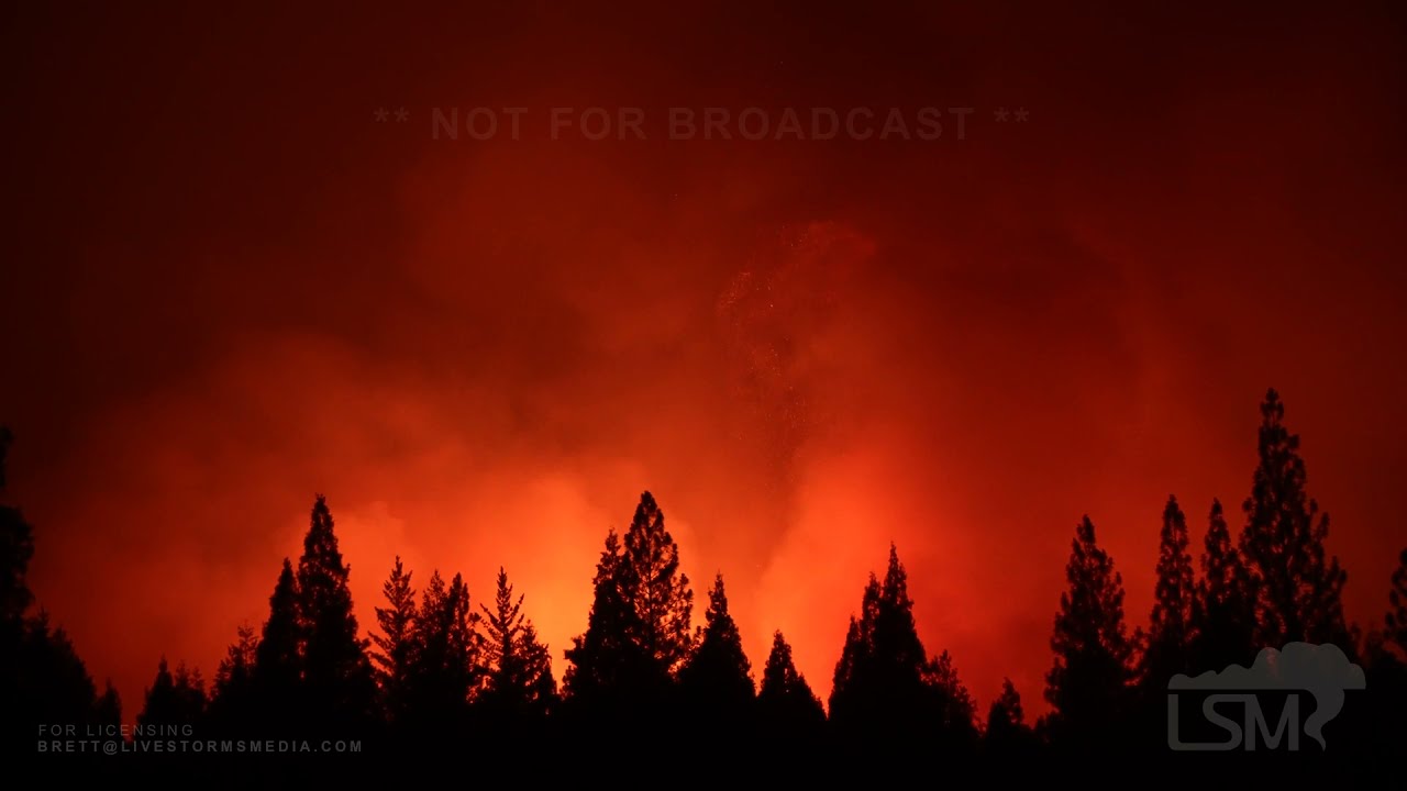 8-3-2021 Greenville, Ca Dixie Fire jumps contain lines- Town evacuated for second time