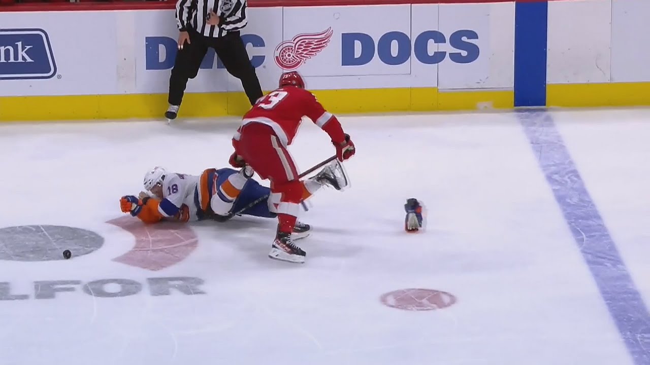 Adam Erne Throws A Huge Hit On Anthony Beauvillier