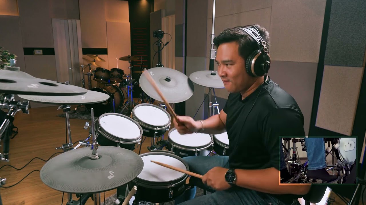 The spirit : May Patcharapong Ruenghirunwong drum cover by Golf Hatyai โดยมีพี่ก๊อก solo กีต้าร์