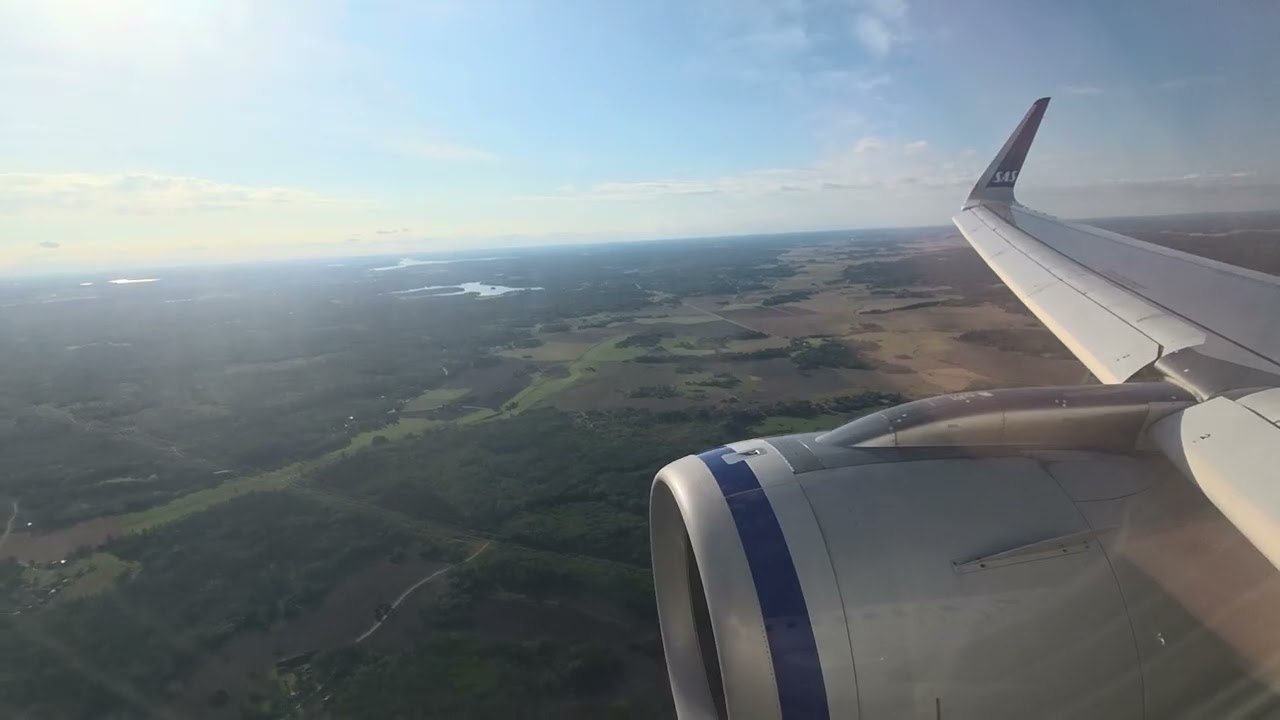 SAS A320NEO Landing at Stockholm Arlanda airport runway 19L