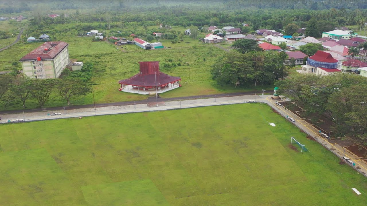 NGINTIP BAGIMANA ALUN ALUN JAILOLO /DRONE VIEW/