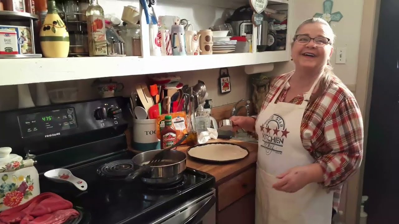 Appalachian cooking with Brenda-- Taco pizza