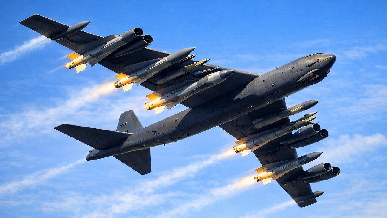 Нове Озброєння B-52 Може Змінити Правила Повітряної Війни