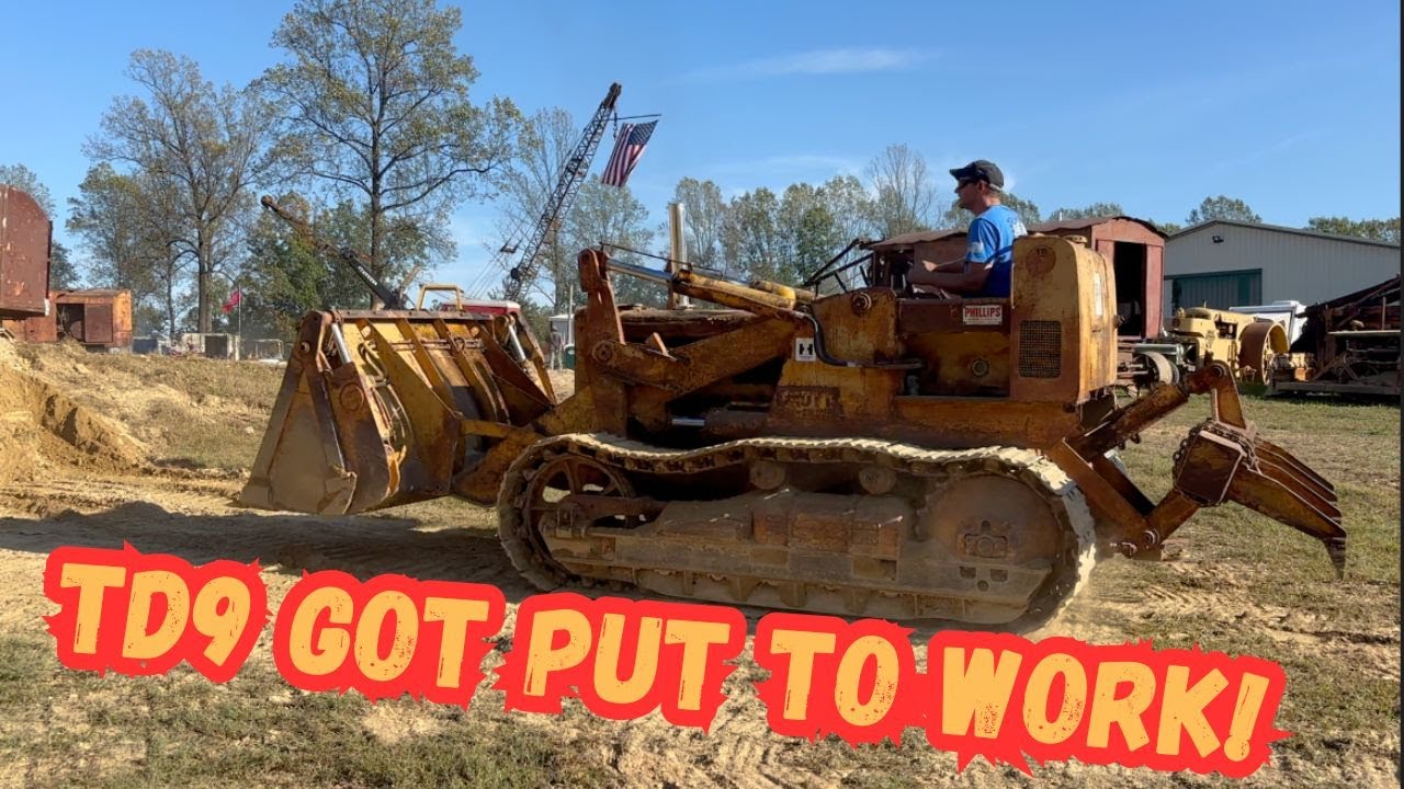IH TD9 Loader Survives Its First Show!