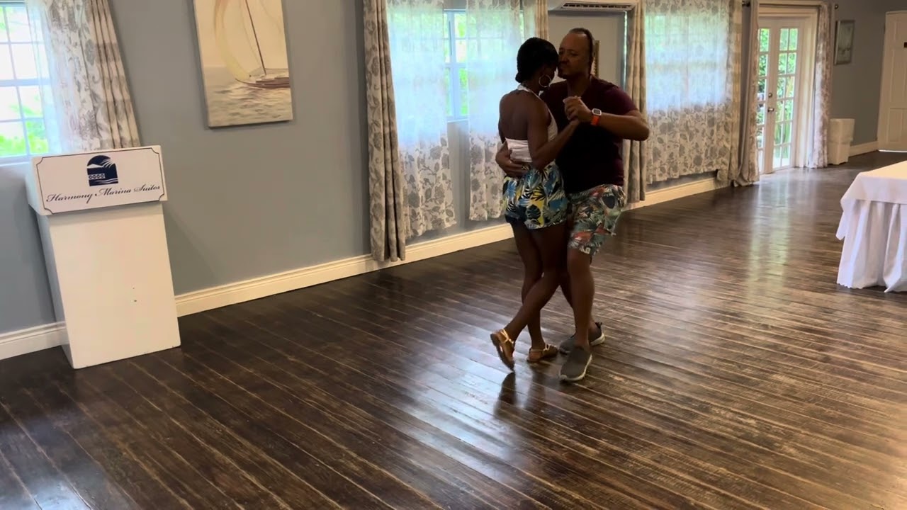 Démo Kizomba Frédéric Philippy Ti Poulè et Mélissa pour Salsa Saint Lucia Peter St Rose
