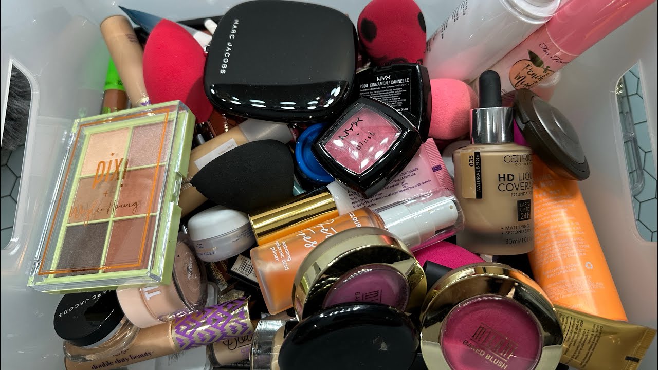 ASMR Big Makeup Declutter