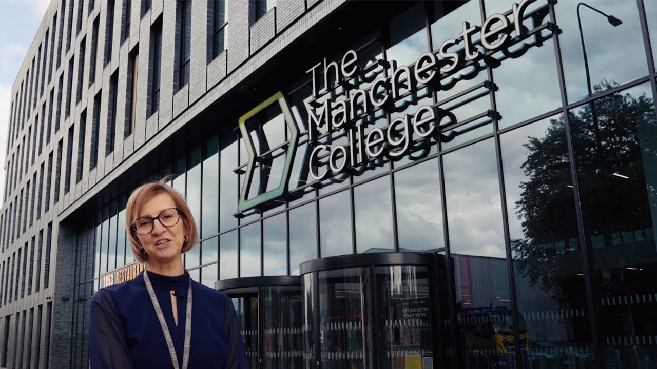 Welcome to The Manchester College | Rachel Curry, Principal
