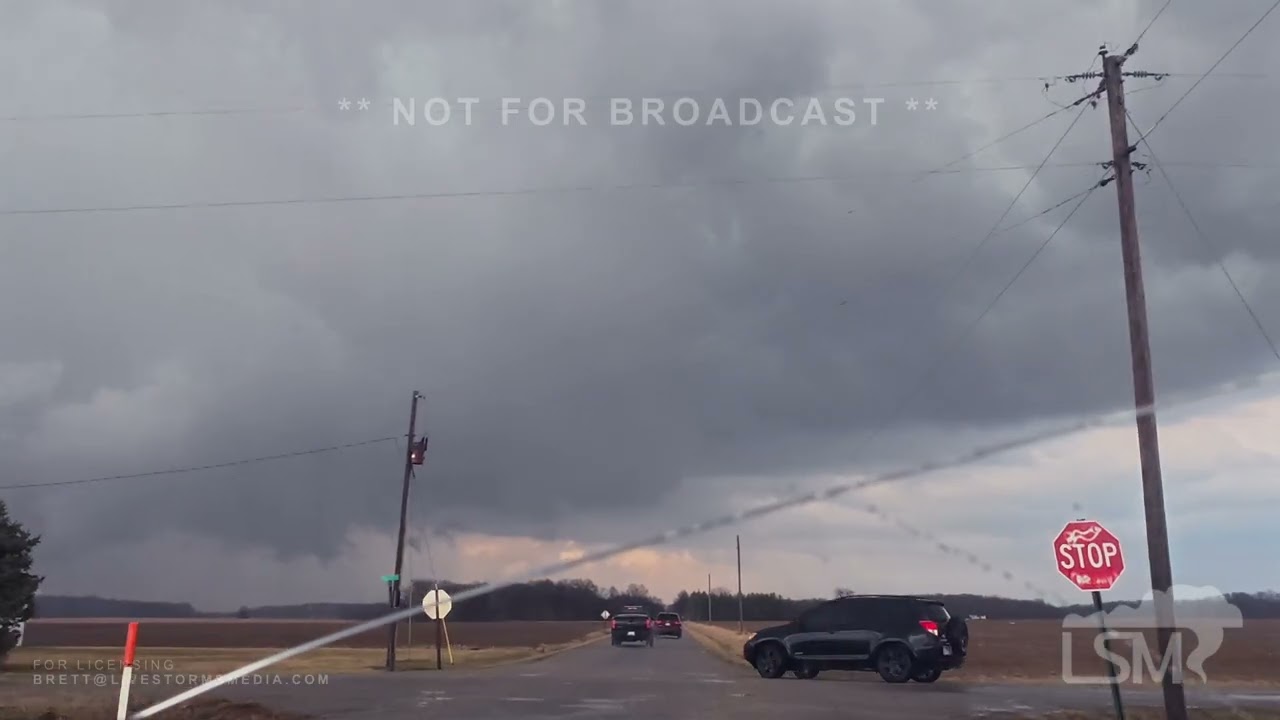 02-20-2026 Effingham, IL - Southern IL Wall clouds and Funnel Attempts
