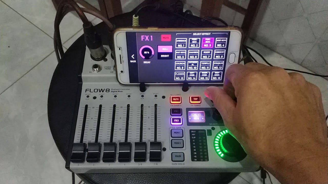 Test Effect Mixer Behringer Flow8