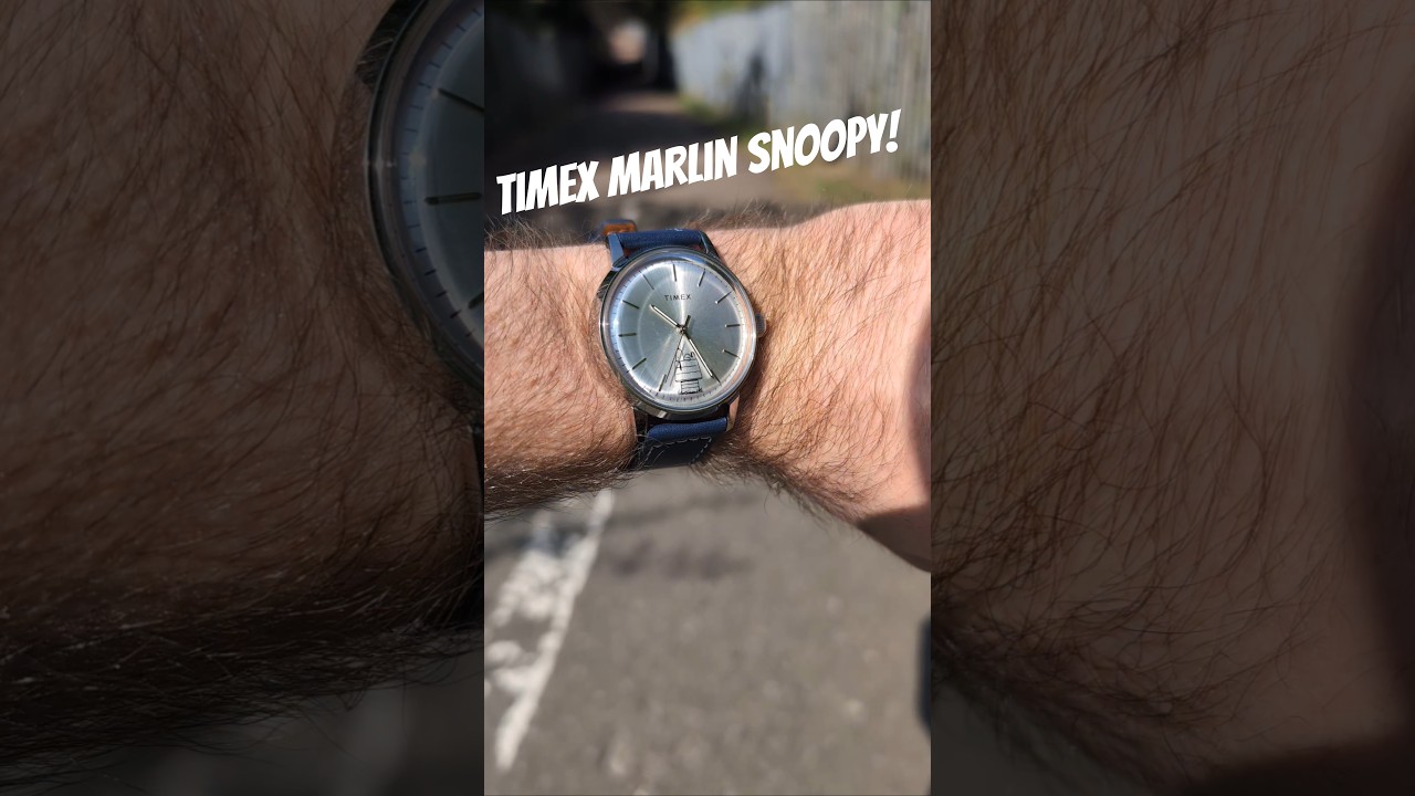 Timex Marlin Snoopy - blue leather strap 