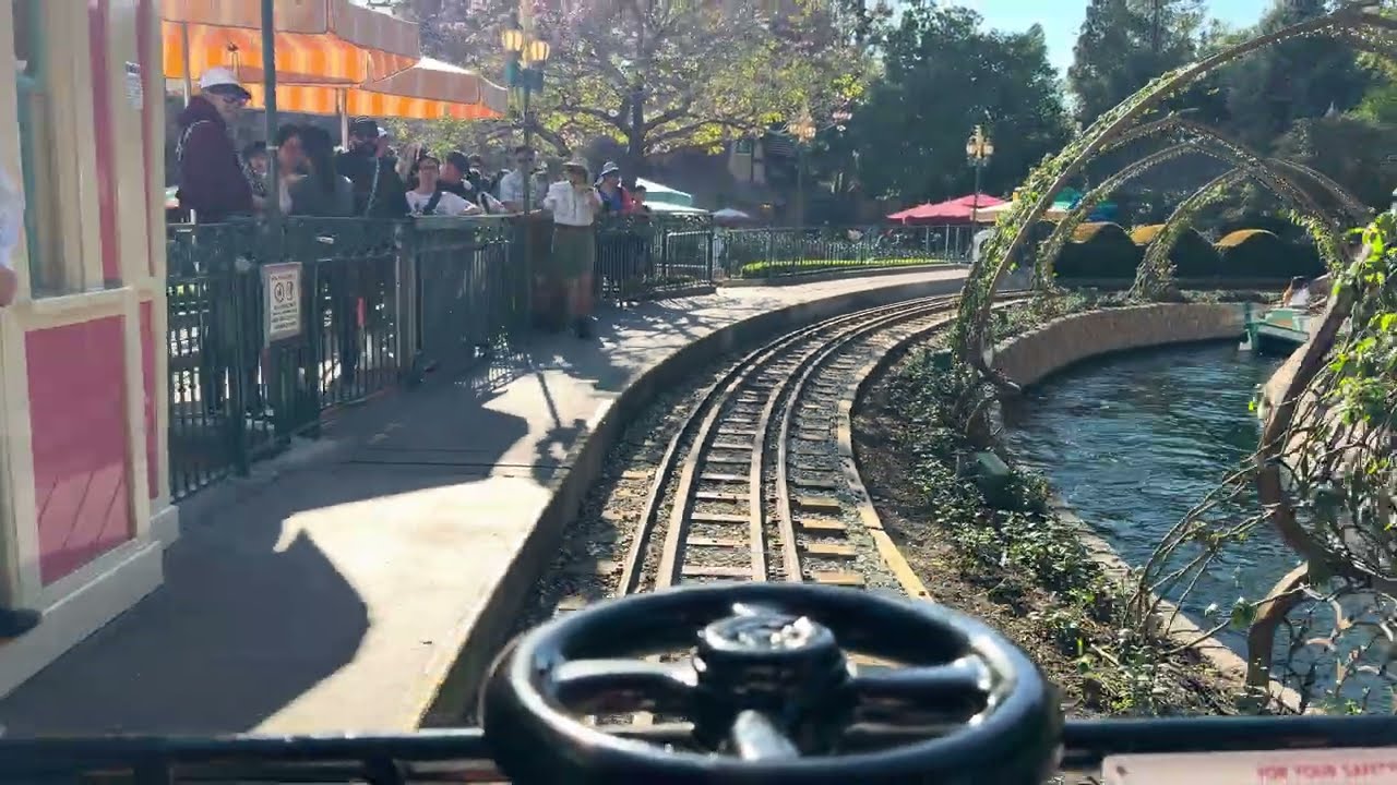 Disneyland - Casey Jr. Circus Train - 4K - Caboose