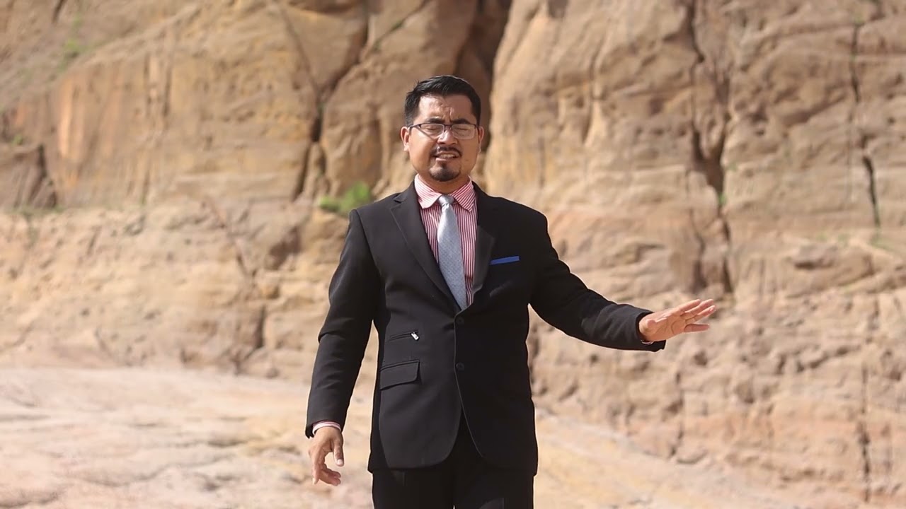 Profetisa Ezequiel. video oficial.(Benjamín López)