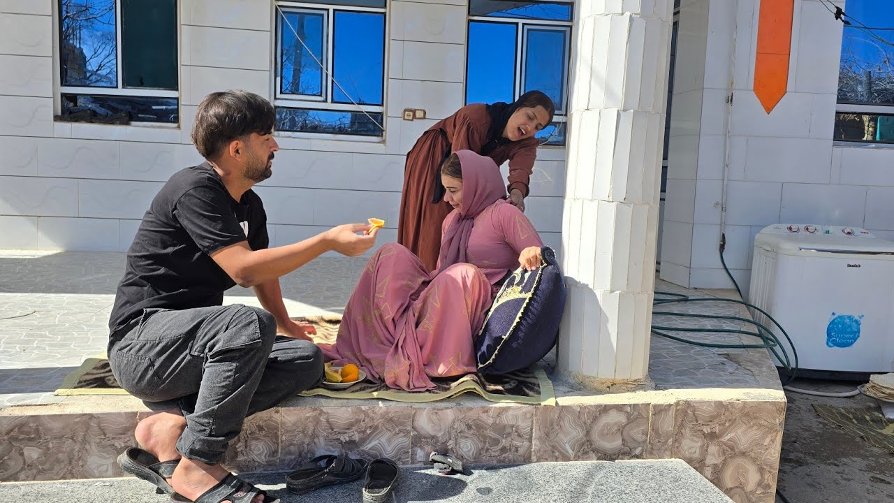 Забота мужа о первой жене до беременности и ревность ко второй жене