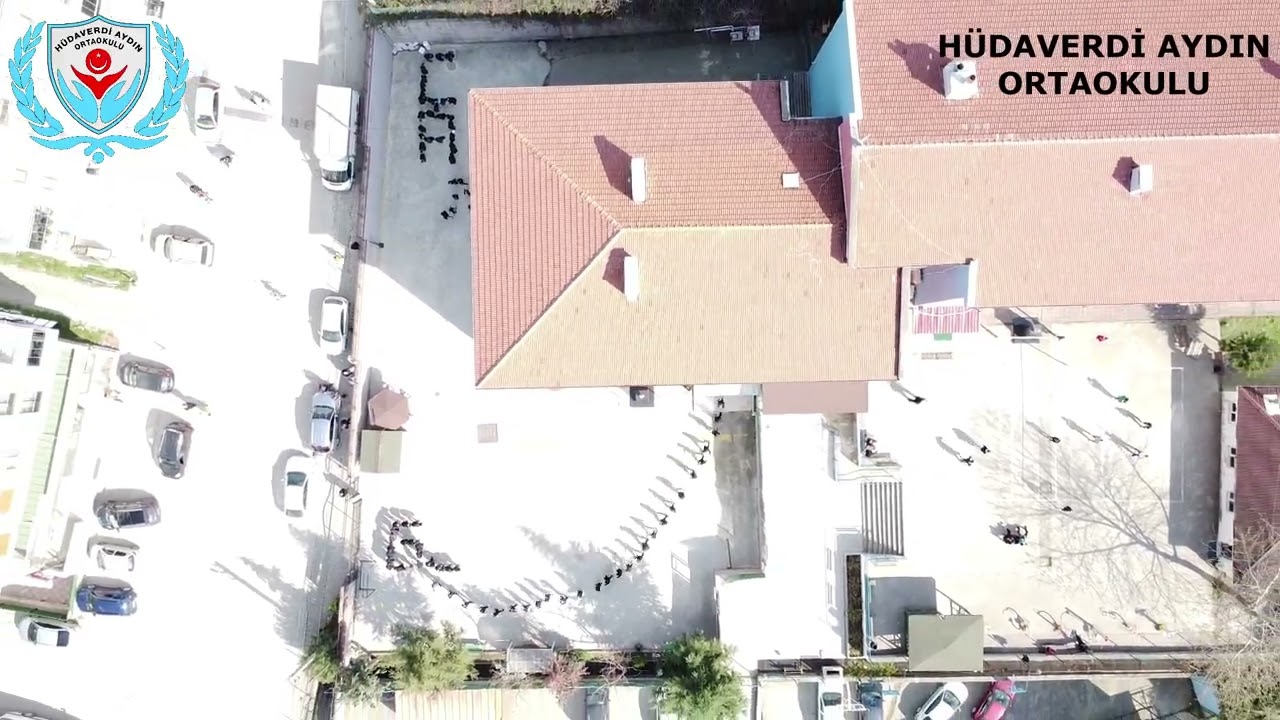 ÇINARCIK HÜDAVERDİ AYDIN ORTAOKULU 18 MART ÇANAKKALE ZAFERİ DRONE GÖSTERİSİ