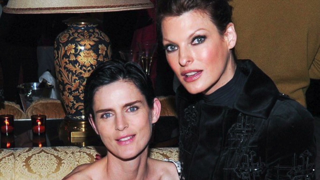 RUNWAY TRIBUTE TO SUPERMODEL STELLA TENNANT