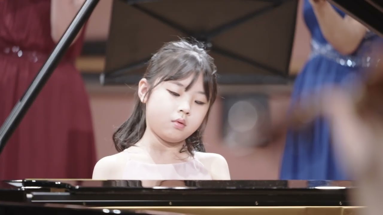 Bach Piano Concerto No 3 in D Major - Sophia Bae and LGT Young Soloists