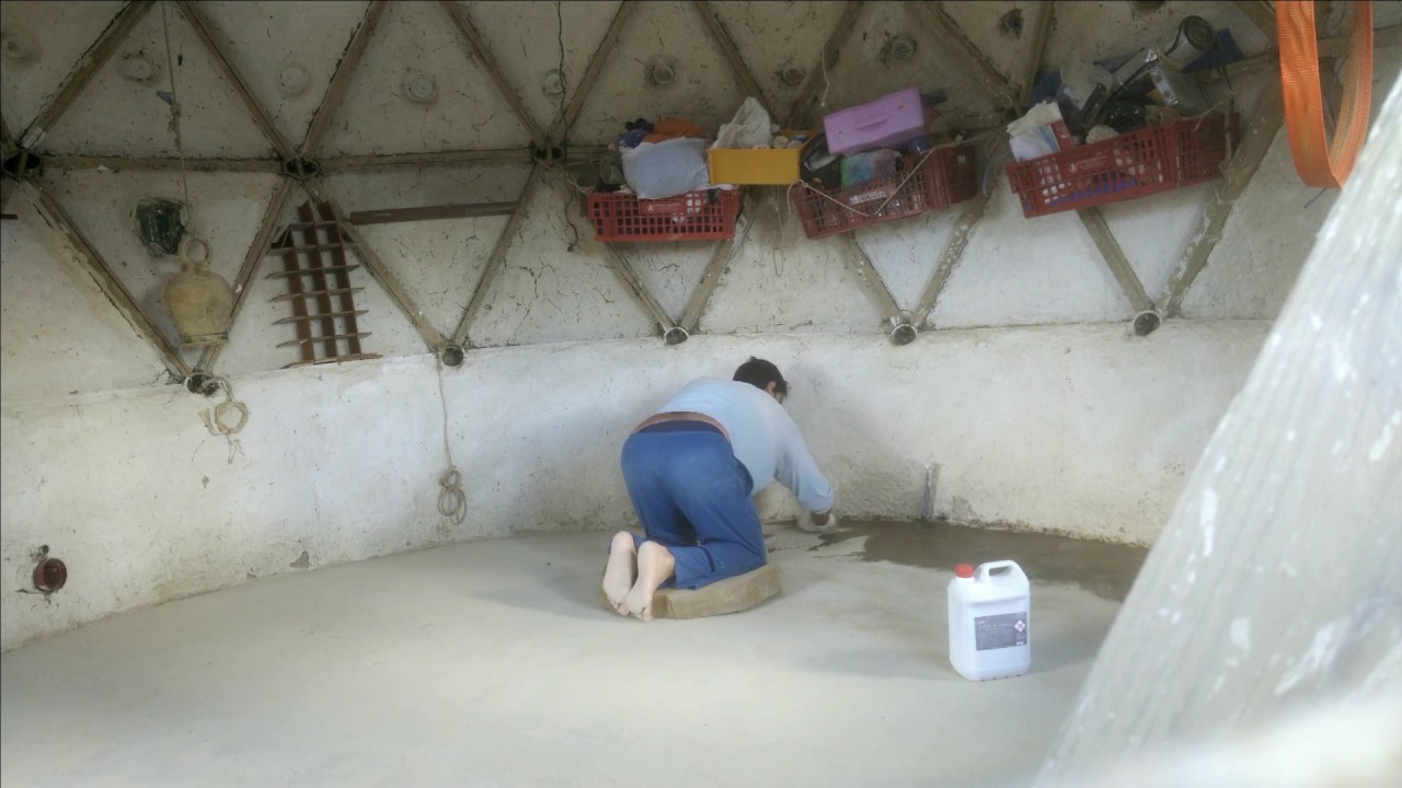 Suelo de tierra natural arcilla o barro 2 earthen floor