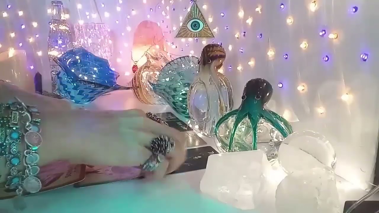 LEO - DECLARACIÓN DE AMOR 🤩 TE IDEALIZAN, SE HACE ILUSIONES CONTIGO!!