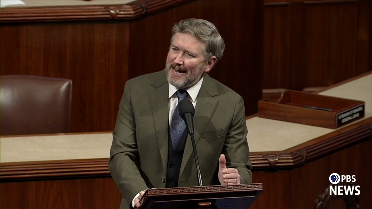 'I’ll name them right here.' Massie calls for investigations into Epstein’s alleged accomplices