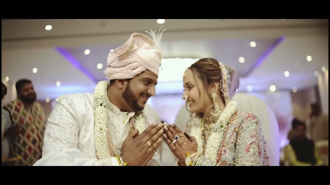 From Golden Pre-Wedding Frames to a Sunlit Ceremony &mdash; Henal & Aniket&rsquo;s Love Story