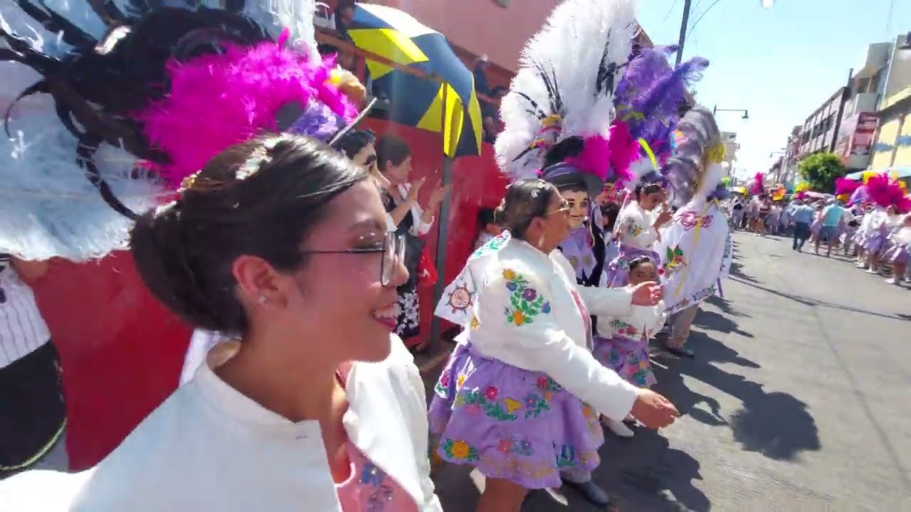 Camada Huitzilli bailando por las principales calles de Chiautempan | #Carnaval2025
