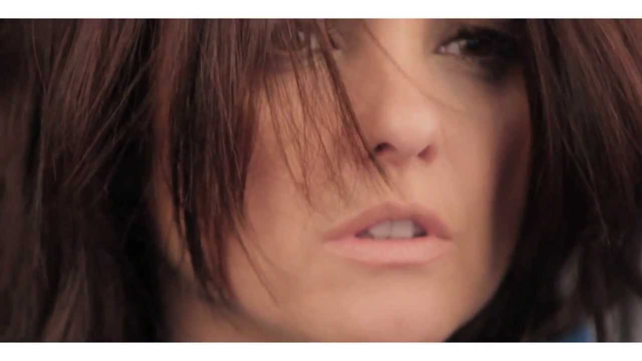 MARKOVA CAMPAÑA FW14 CON ARACELI GONZALEZ