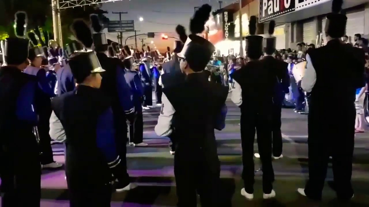 Banda Cristo Redentor, saída com Take on Me