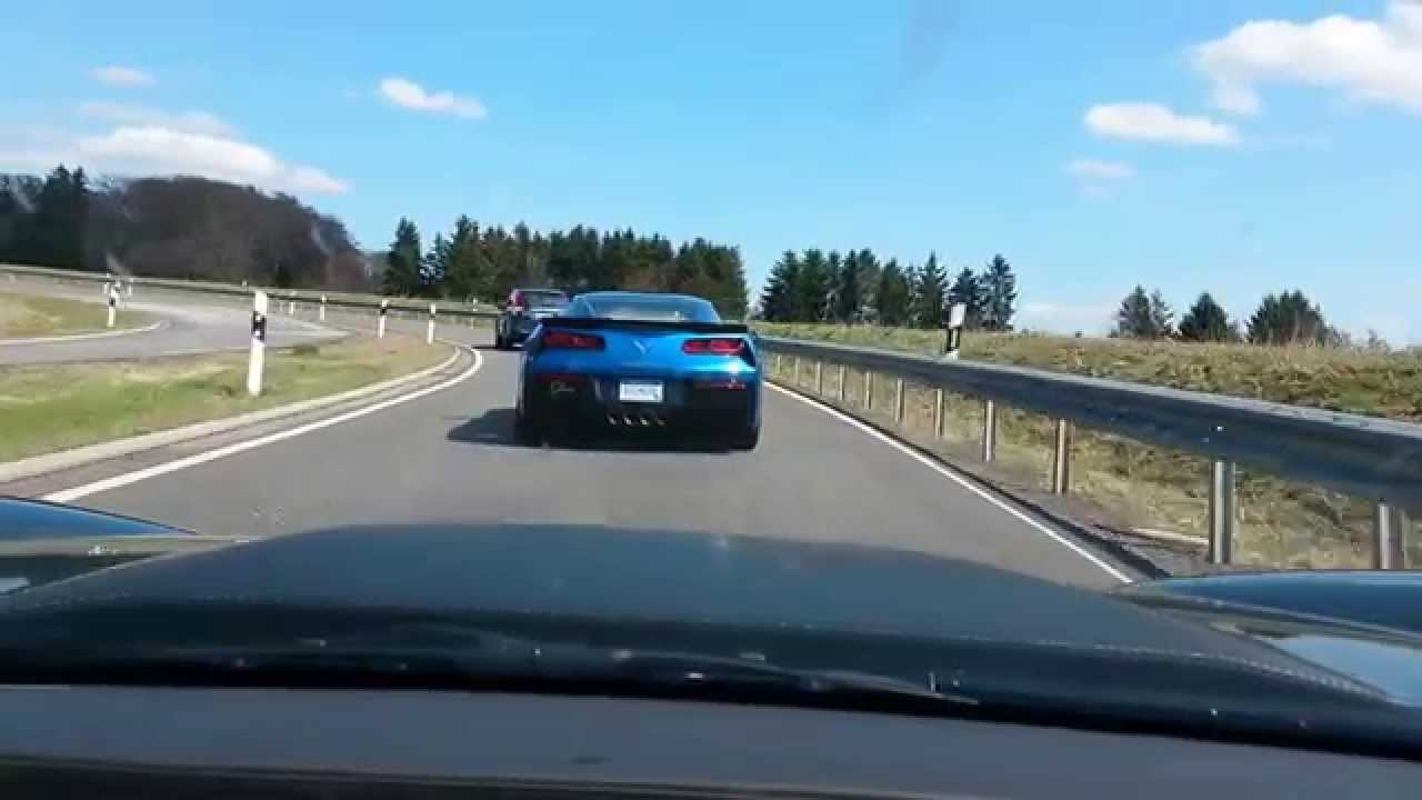 Corvette C7  vs. C6 Z06 on German Autobahn