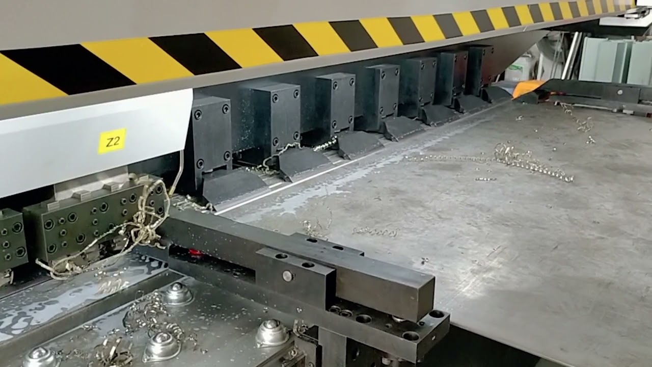 V Groove Machine cutting ¼” (6mm) stainless