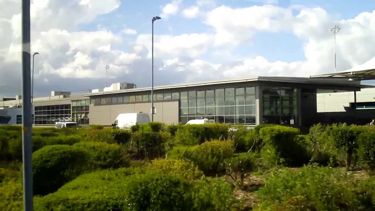 East Midlands Airport Bus Arrival