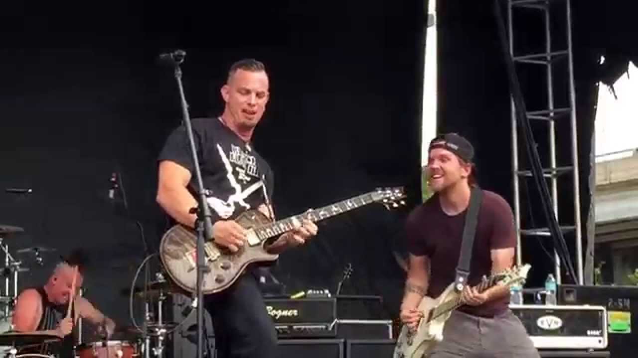 Tremonti - Wish You Well live at Welcome To Rockville 2015