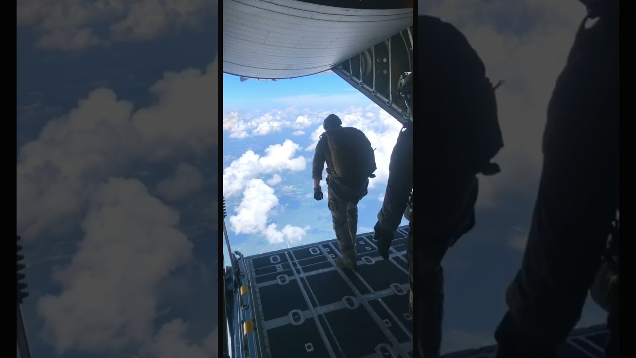 The Army special forces paratroopers Free-fall jump from US Air Force C-130 in enemies area #shorts