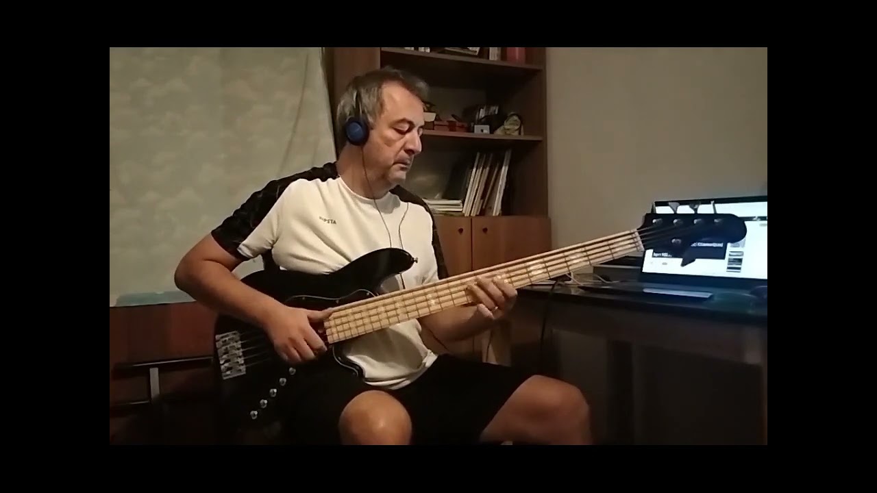 RUN FOR COVER MARCUS MILLER BASS with my bass CORT ELRICK NJS5 #coverband #runforcover #marcusmiller