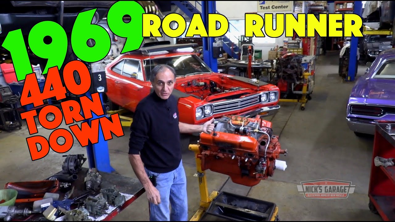Classic Muscle Car Engine Disassembly - 1969 A12 Road Runner 440 Tear Down