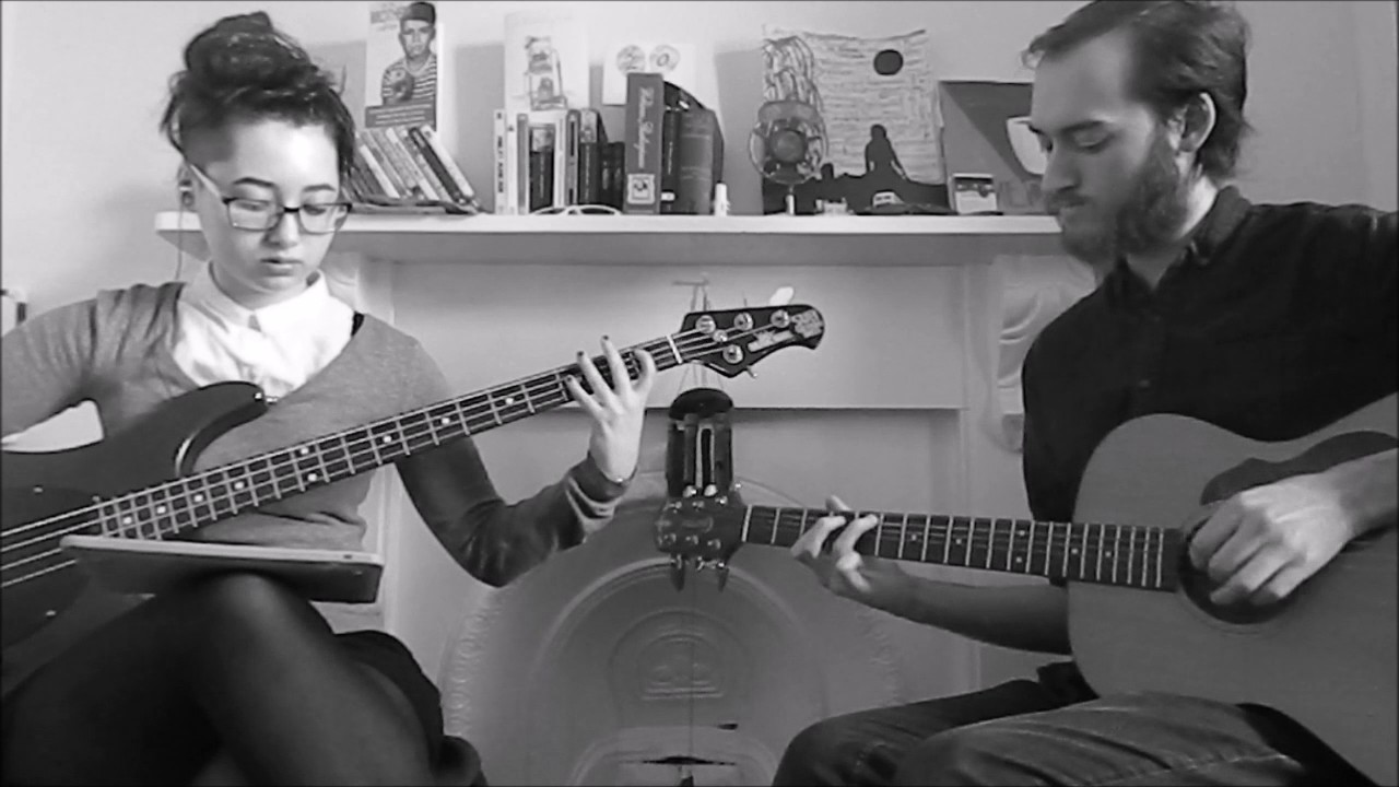 Bass & Guitar Duet - La Belle Fran&ccedil;oise