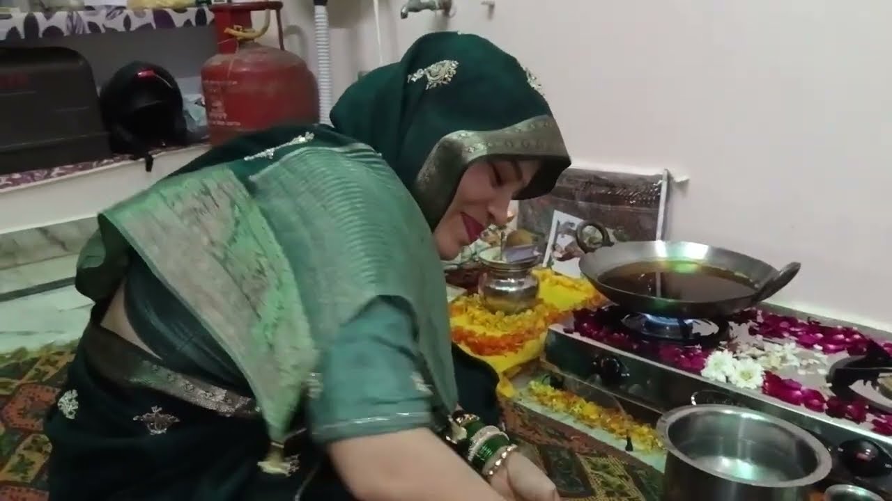 नई उम्र में बनी सास 😍 बहू की पहली रसोई !