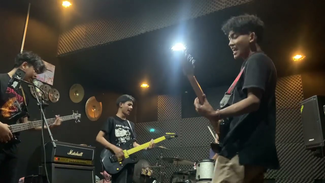 Setan jalanan!!! - Kelelawar malam (cover)