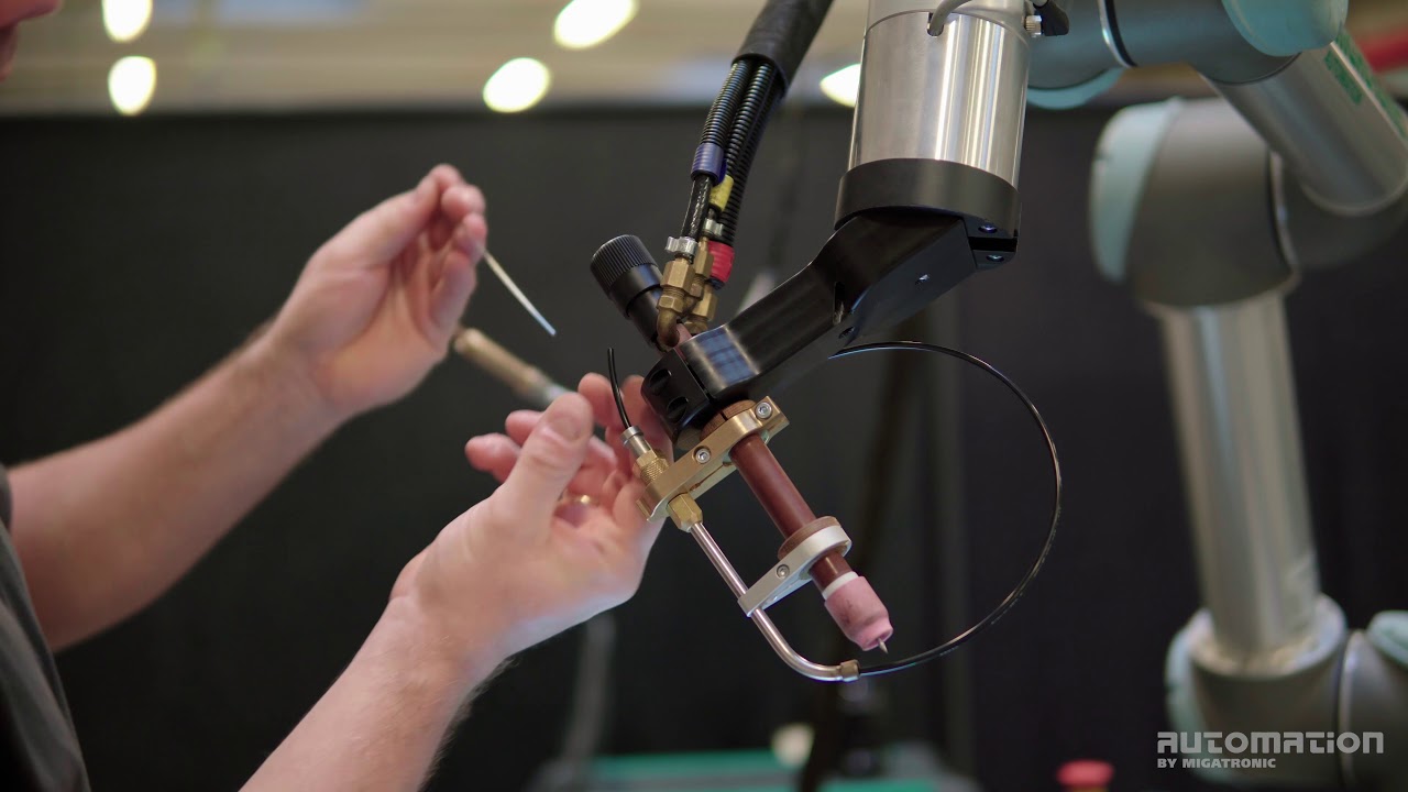 How to thread the cold wire feeder on CoWelder TIG